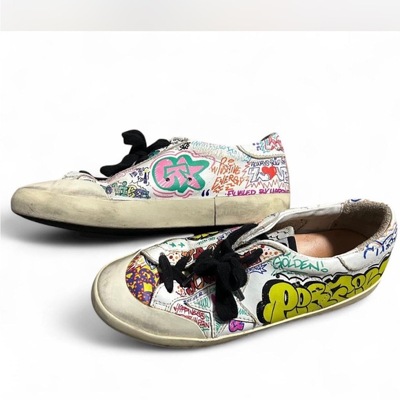 Golden Goose womens Sneakers with Black and White Graffiti - Picture 1 of 4
